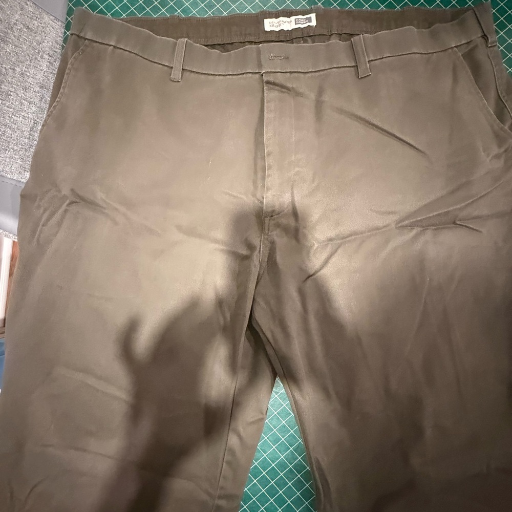 Denver Hayes Men's Khaki Chinos